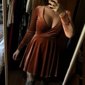 kimchi blue velvet low v mini dress